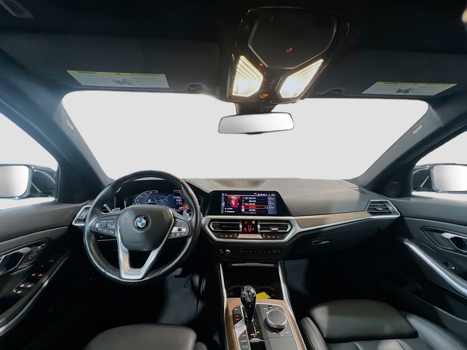 Used 2019 BMW 330i Sedan image 16