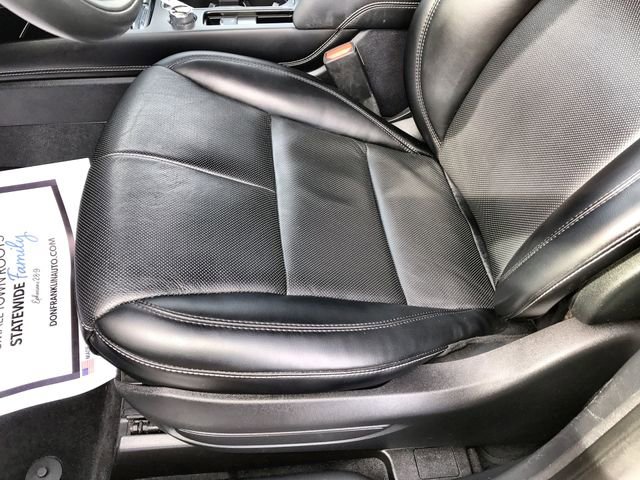 Used 2023 Lincoln Corsair Reserve image 12