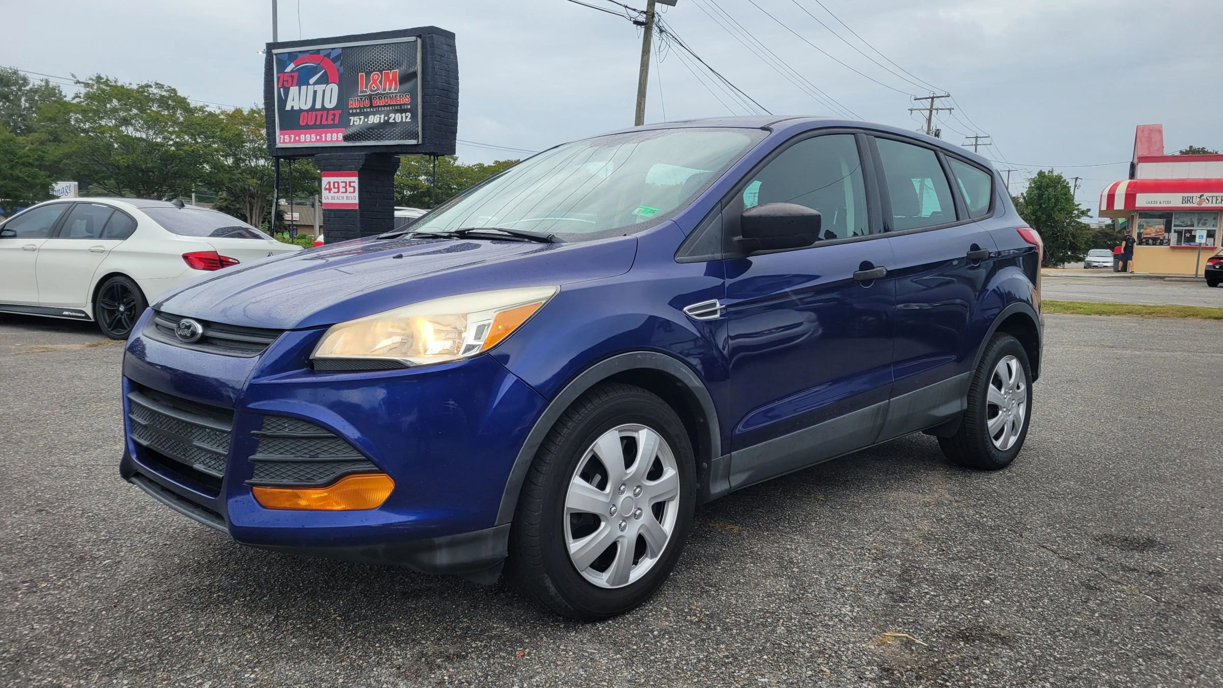 Used 2014 Ford Escape S image 1