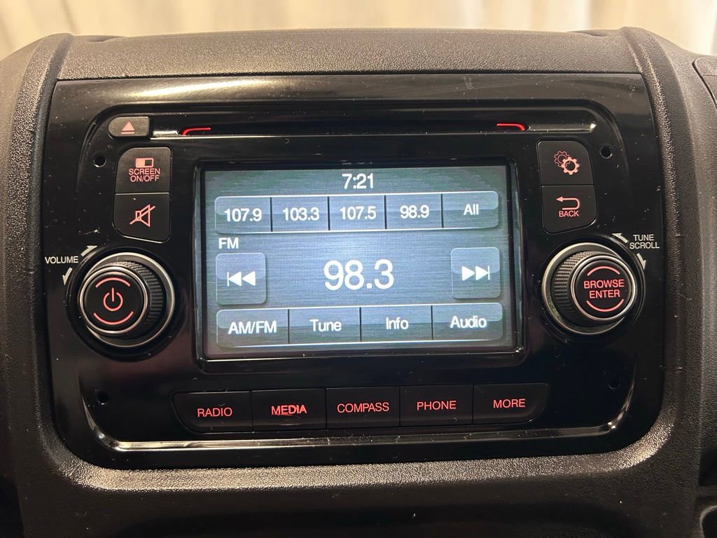 Used 2017 RAM ProMaster 2500 FWD image 12