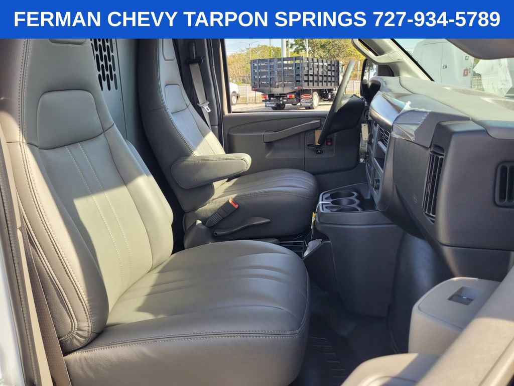 New 2025 Chevrolet Express 2500 Work Van 3D Cargo Van w/ Driver Convenience Package RWD image 19