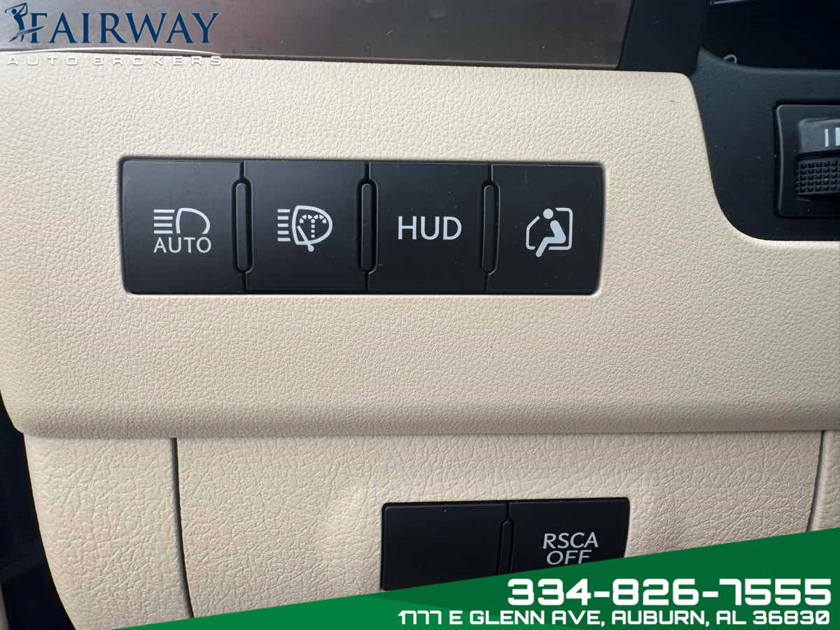 Used 2016 Lexus LX 570 4WD w/ Luxury Package image 19