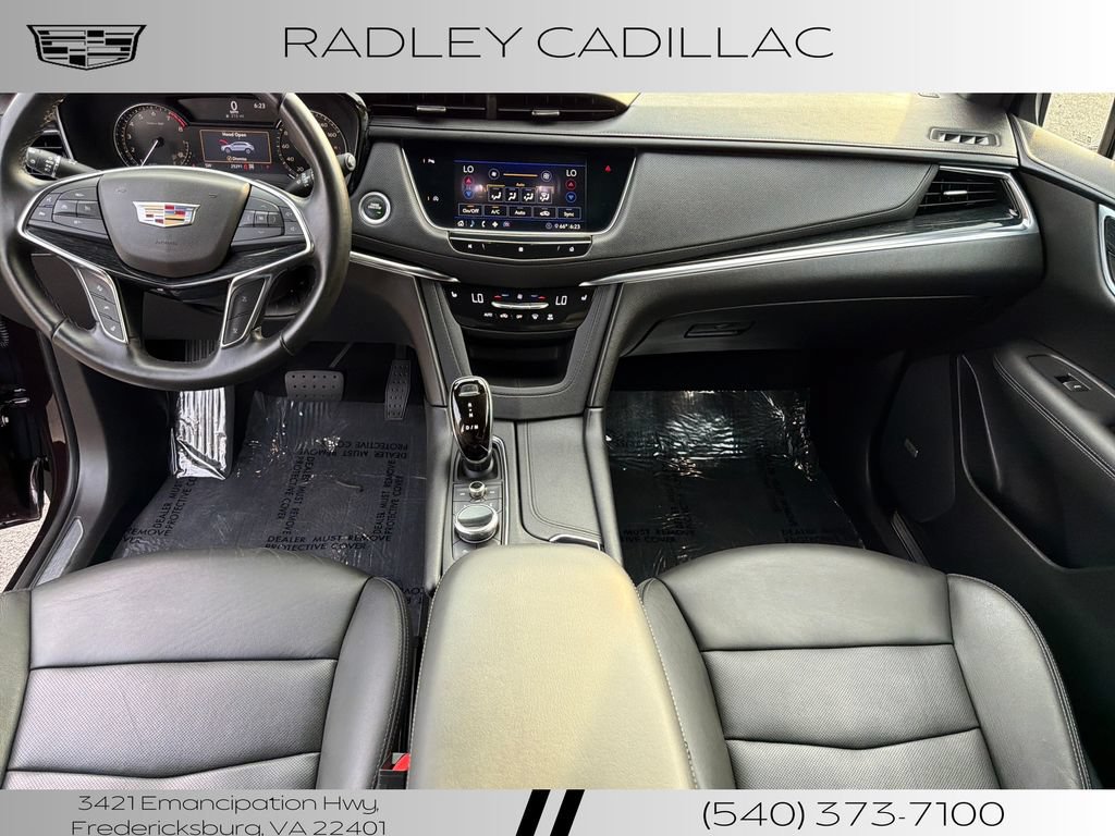 Used 2020 Cadillac XT5 Premium Luxury w/ LPO, Floor Liner Package AWD/4WD image 12