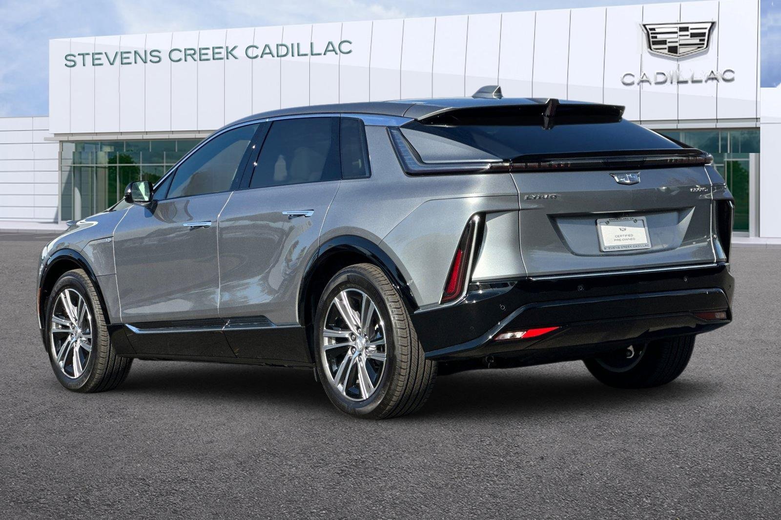 Certified 2025 Cadillac Lyriq Luxury image 5