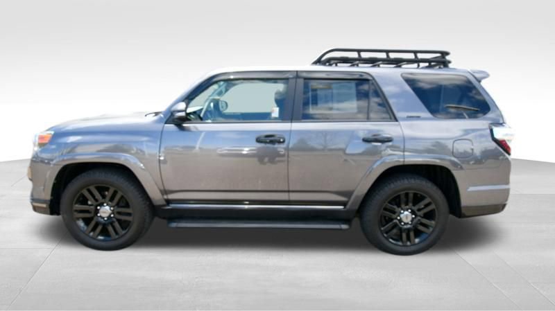 Used 2020 Toyota 4Runner Nightshade AWD/4WD image 3