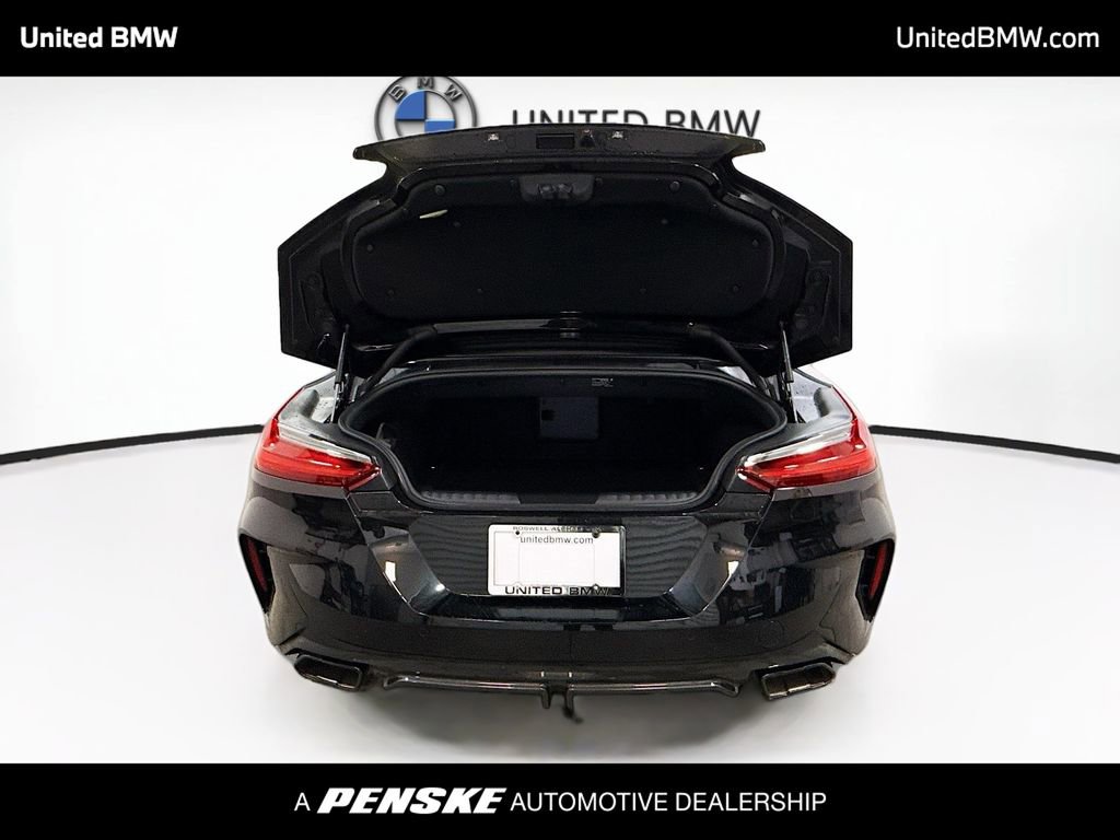 Used 2025 BMW Z4 M40i w/ Premium Package image 12