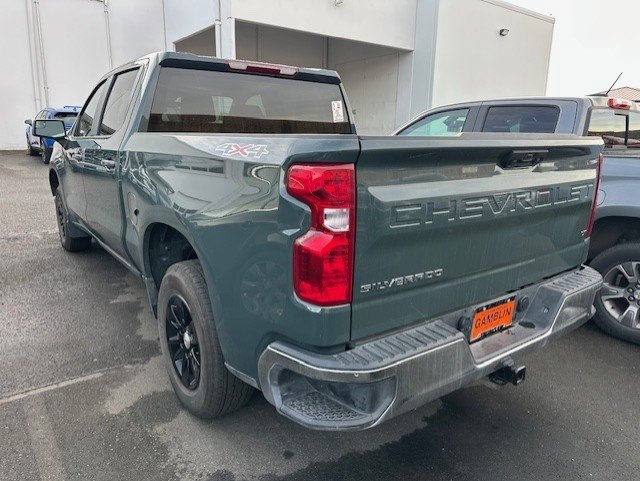 Used 2025 Chevrolet Silverado 1500 LT image 3