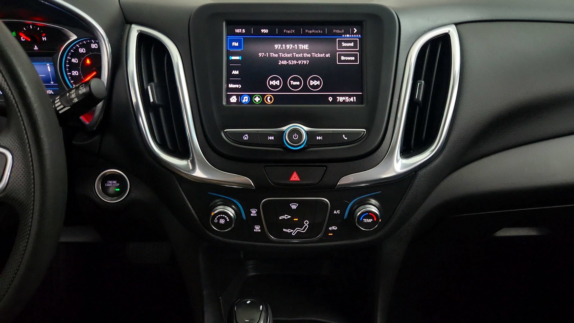 Used 2020 Chevrolet Equinox LT FWD image 21