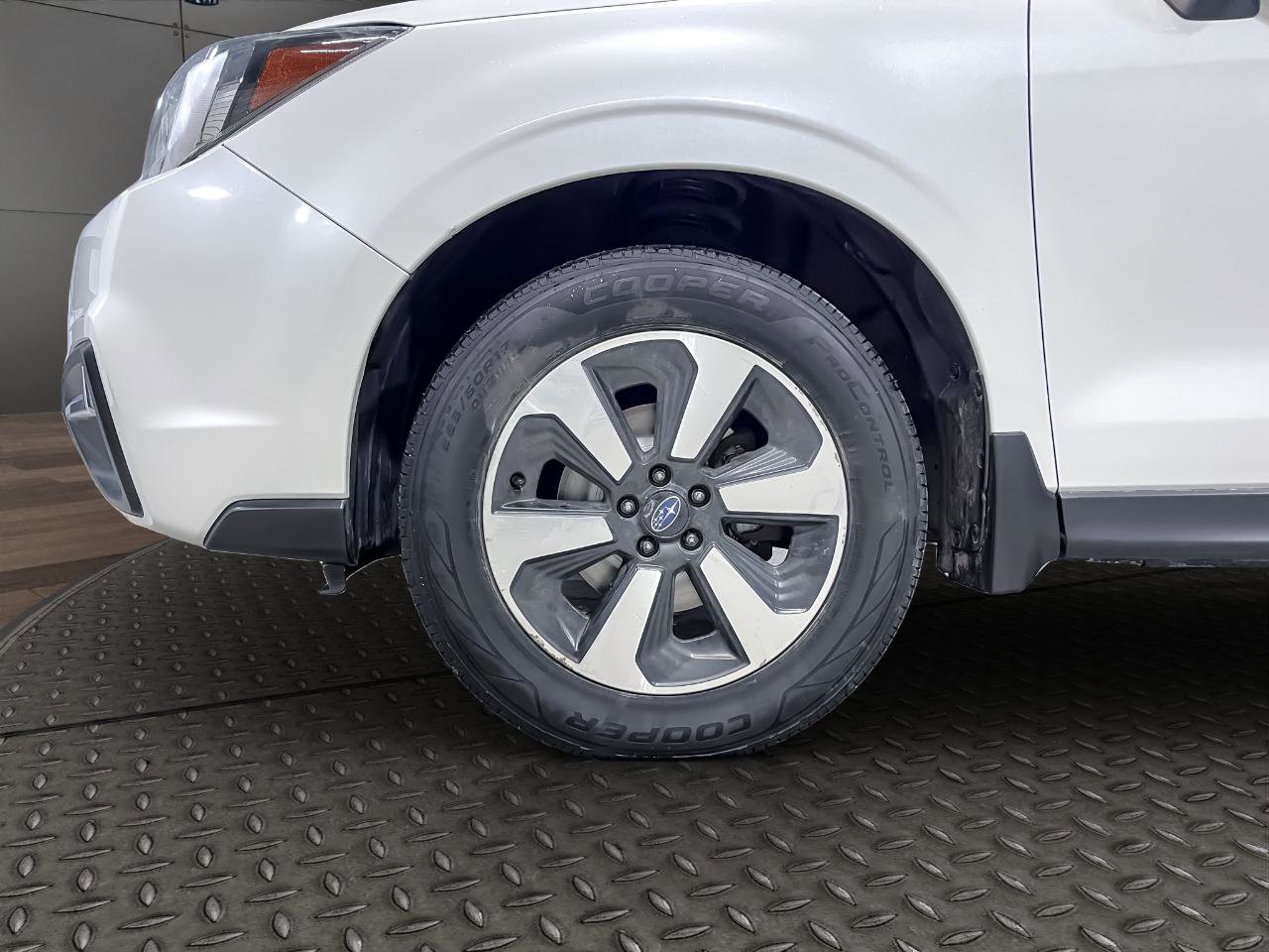 Used 2017 Subaru Forester 2.5i Premium image 21