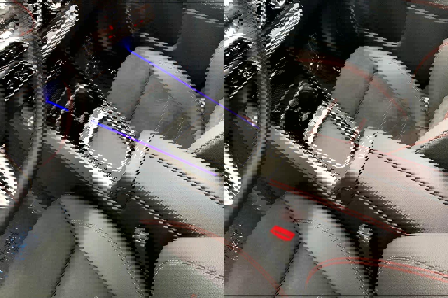 Used 2025 Mercedes-Benz GLB 250 image 27