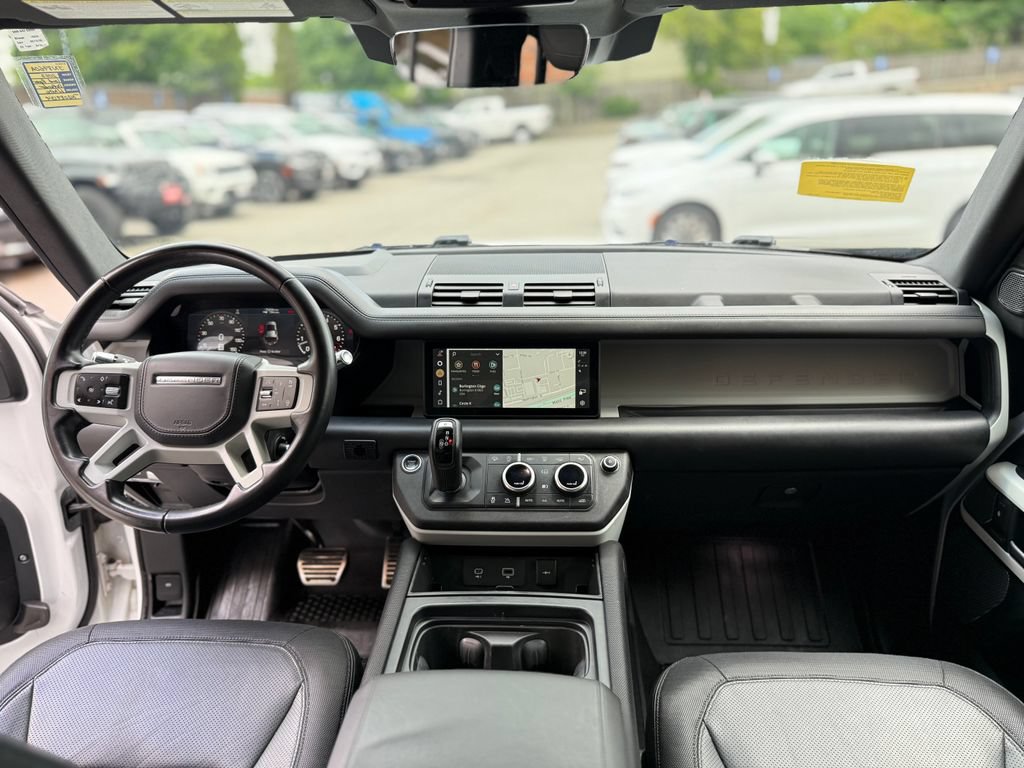 Used 2022 Land Rover Defender 110 X-Dynamic HSE AWD/4WD image 7