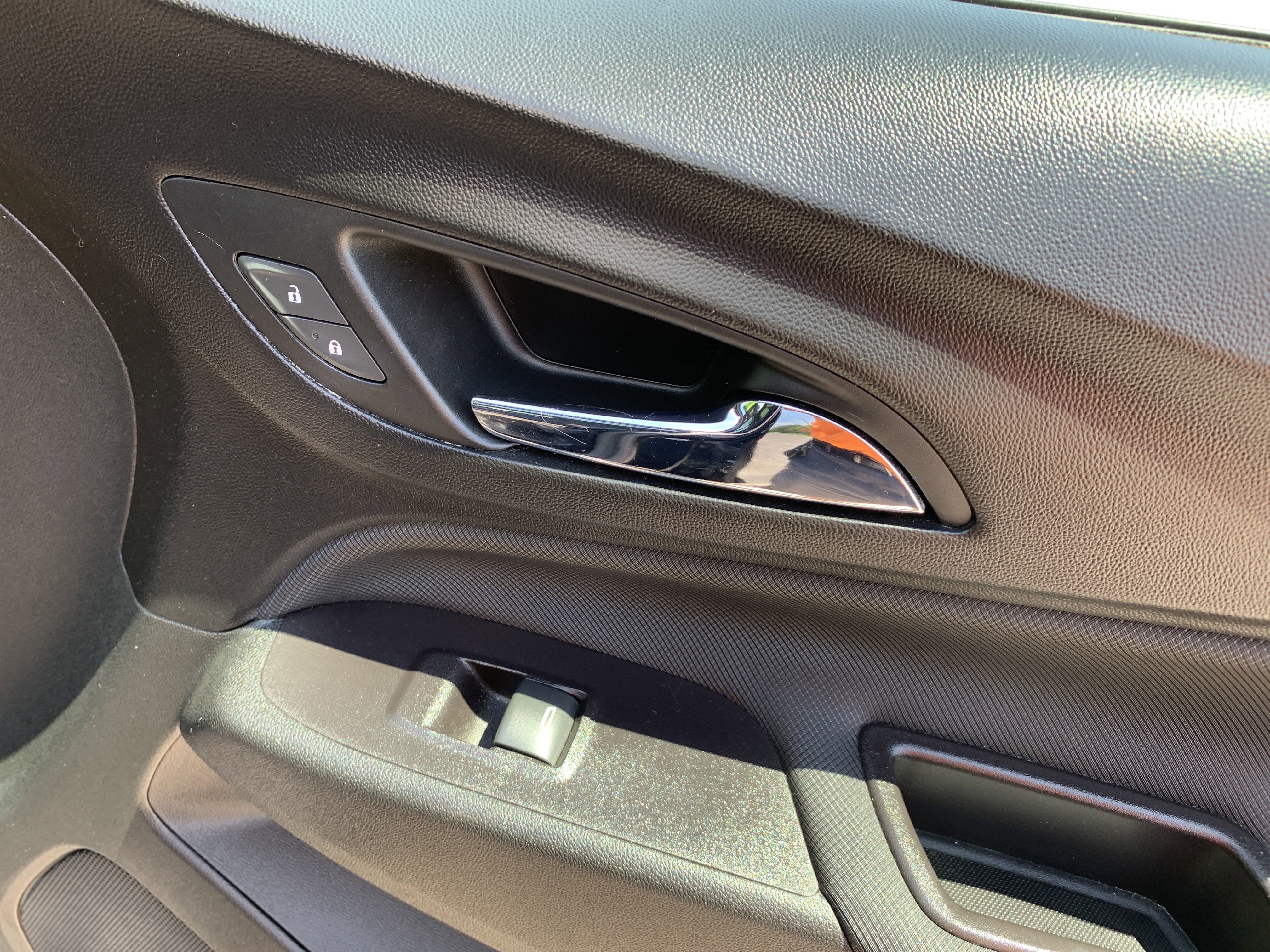 Used 2022 Chevrolet Equinox RS w/ RS Leather Package FWD image 41