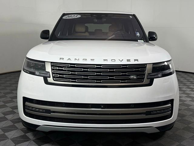 Certified 2023 Land Rover Range Rover SE image 10