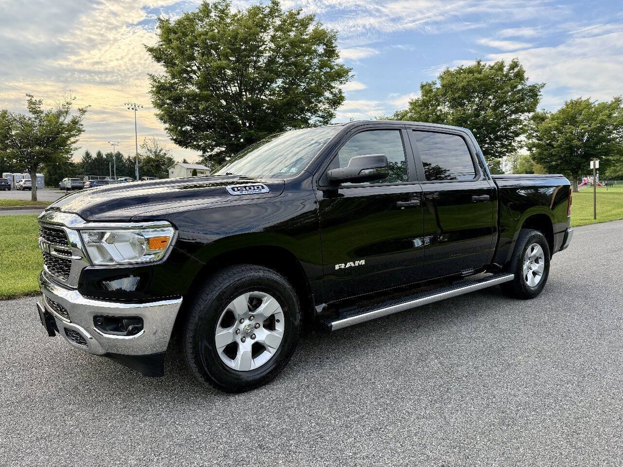 Used 2023 RAM 1500 Big Horn AWD/4WD image 6