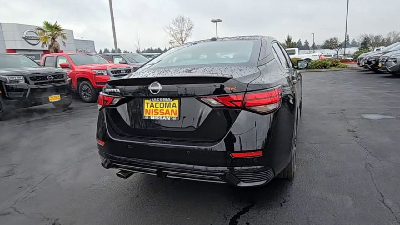 New 2025 Nissan Sentra SR image 7