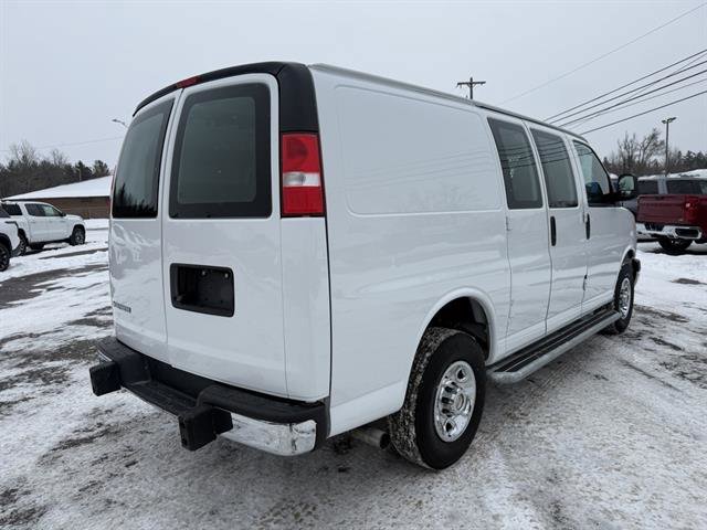 Used 2024 Chevrolet Express 2500 w/ Driver Convenience Package image 5