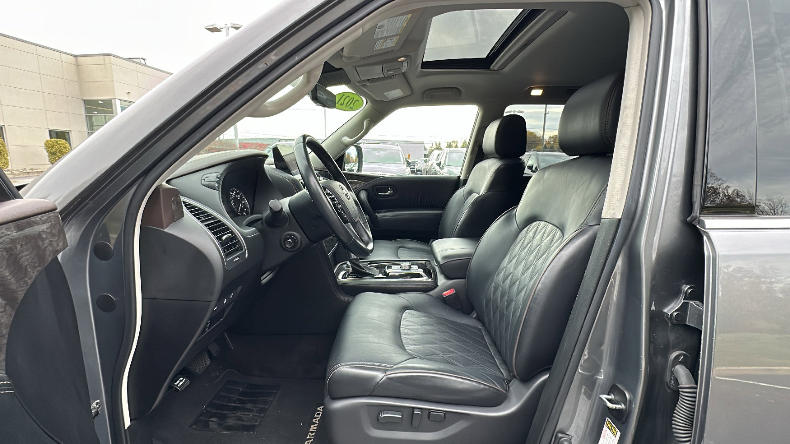Used 2021 Nissan Armada Platinum w/ Captain's Chairs Package image 12