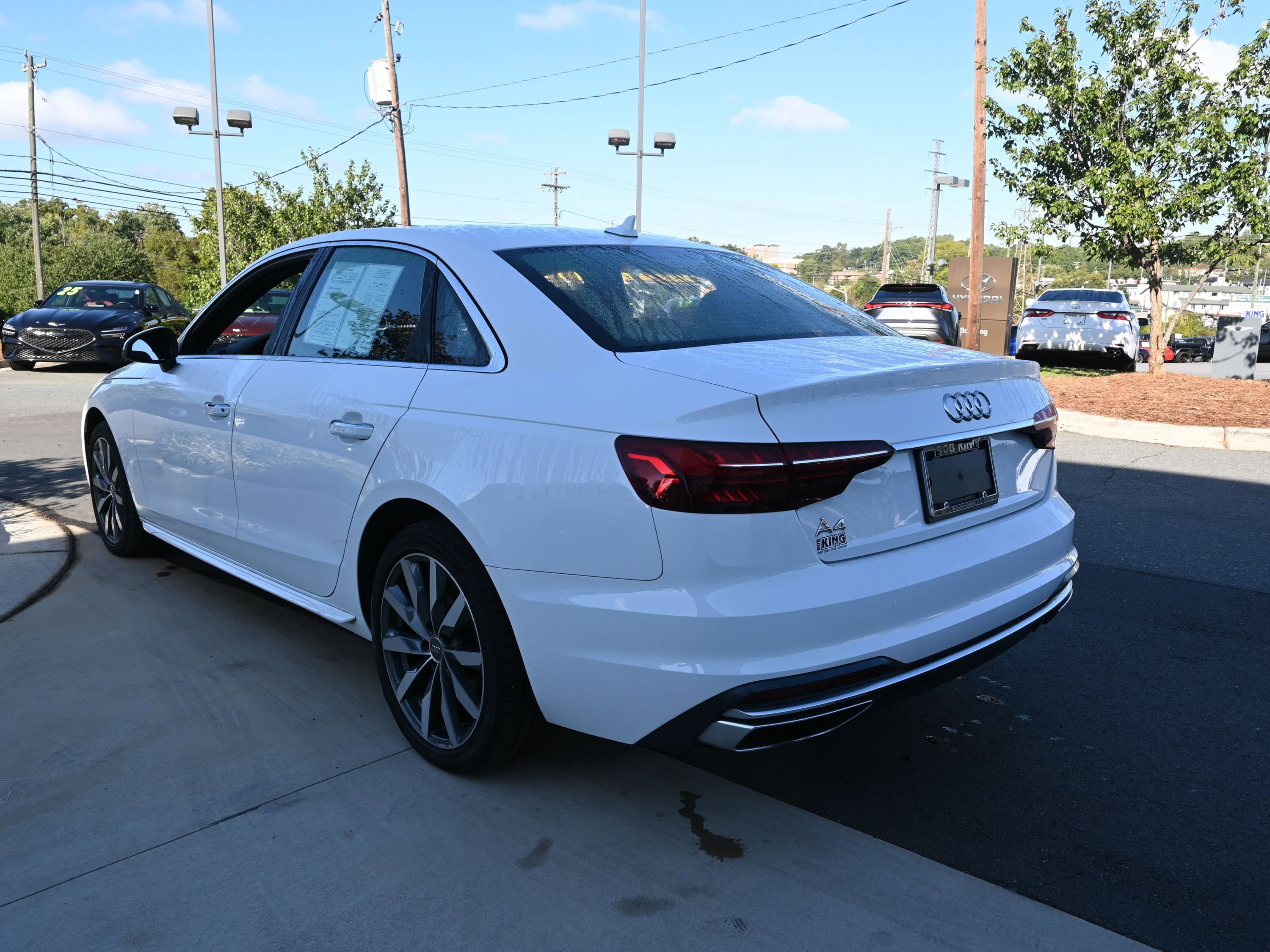 Used 2020 Audi A4 2.0T Premium w/ Convenience Package image 8