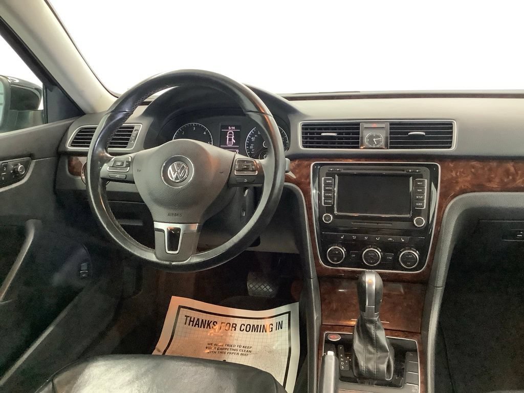 Used 2013 Volkswagen Passat TDI SEL Premium FWD image 35