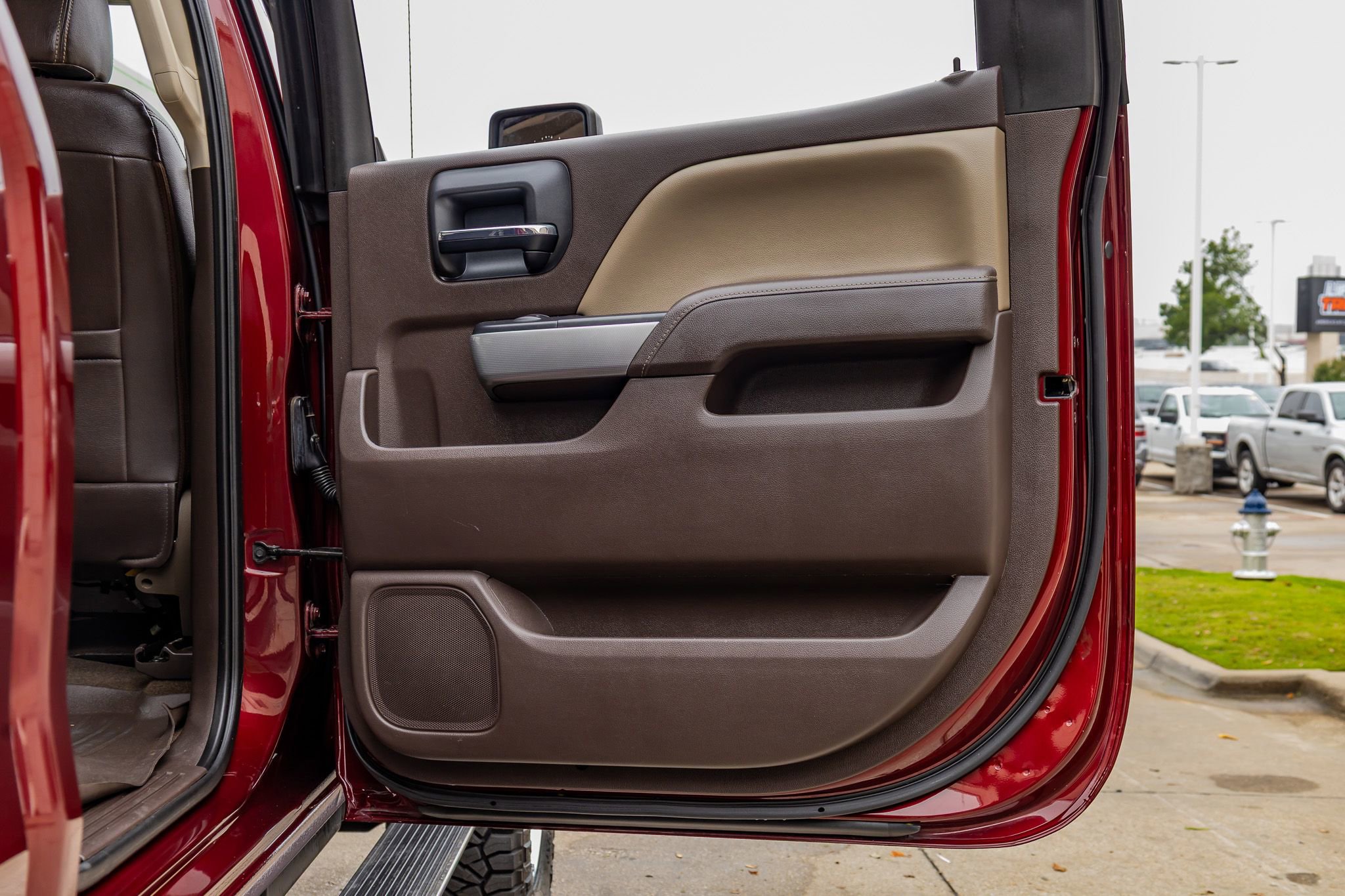 Used 2016 Chevrolet Silverado 2500 LT w/ LT Convenience Package AWD/4WD image 37