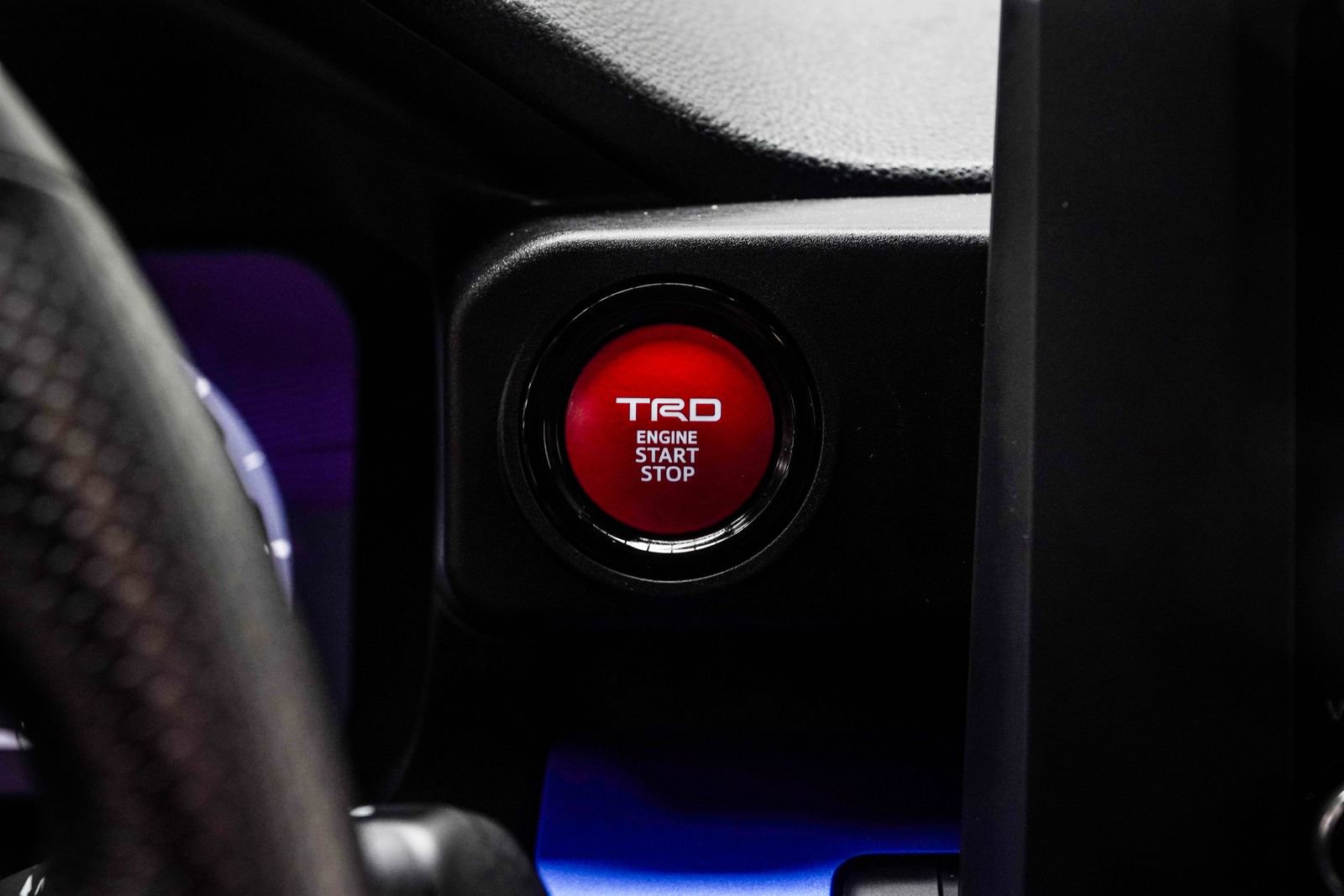 Used 2025 Toyota Tacoma TRD Sport AWD/4WD image 21