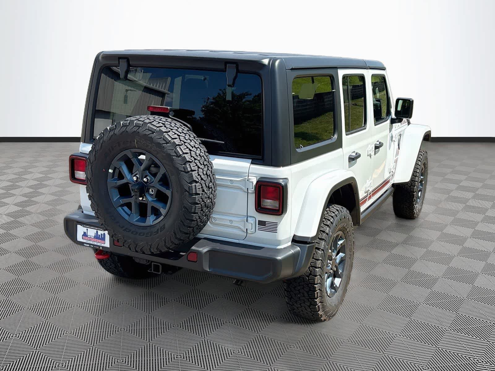 New 2026 Jeep Wrangler Unlimited Sport w/ Dual Top Group AWD/4WD image 5