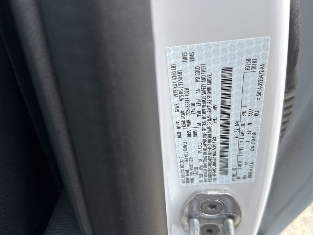 Used 2021 Ford Escape SE FWD image 28