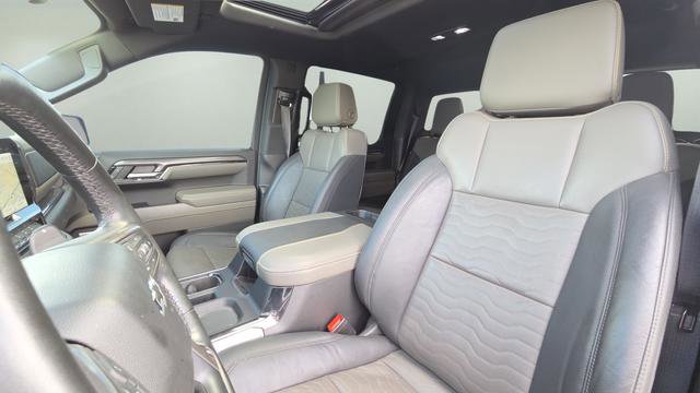 Used 2023 Chevrolet Silverado 1500 ZR2 w/ Technology Package image 30