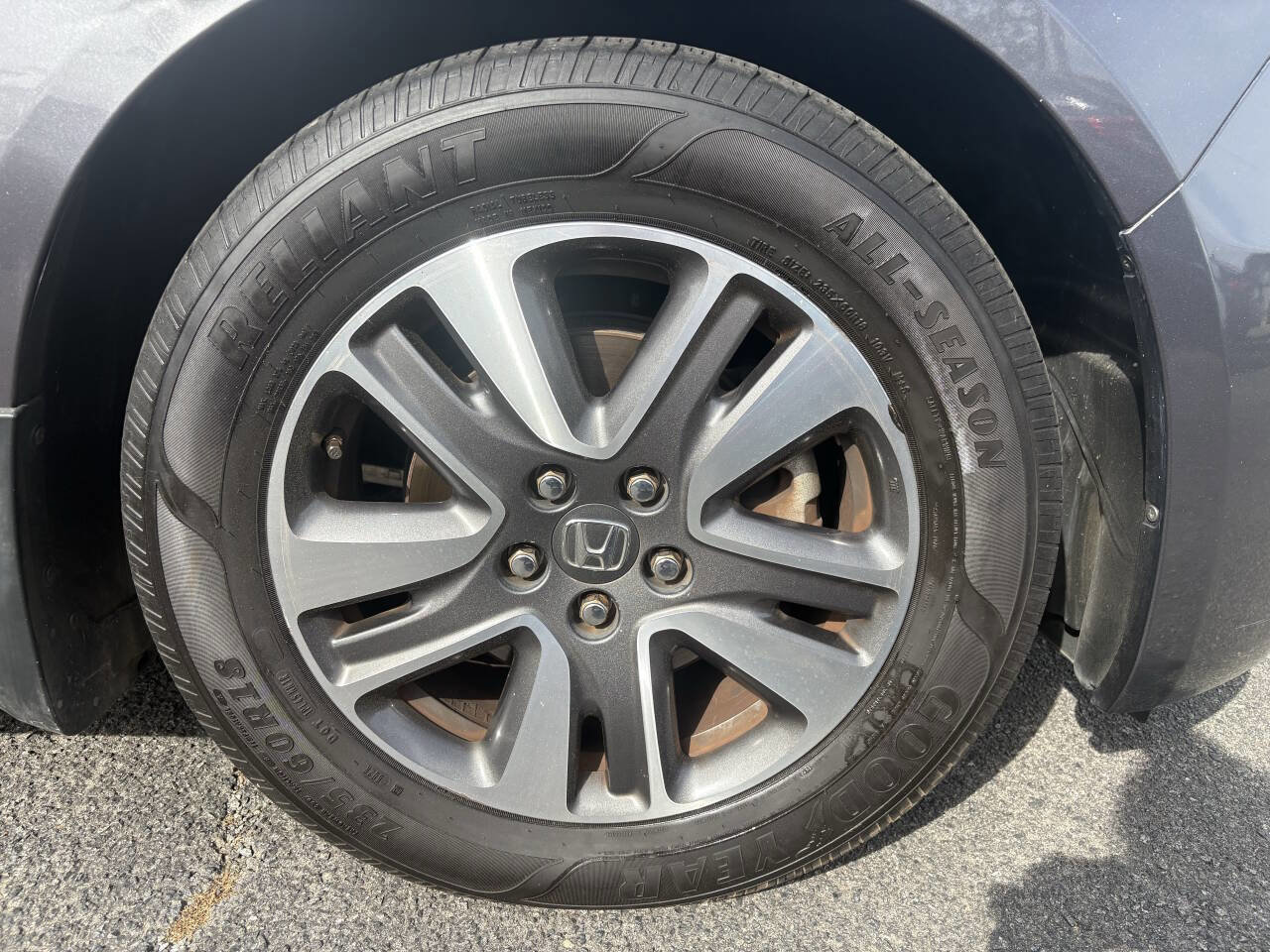 Used 2015 Honda Odyssey Touring image 25