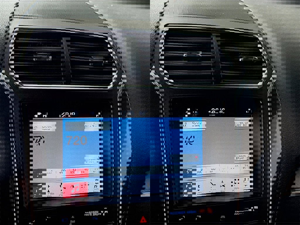 Used 2017 Ford Explorer Sport w/ Equipment Group 401A image 9