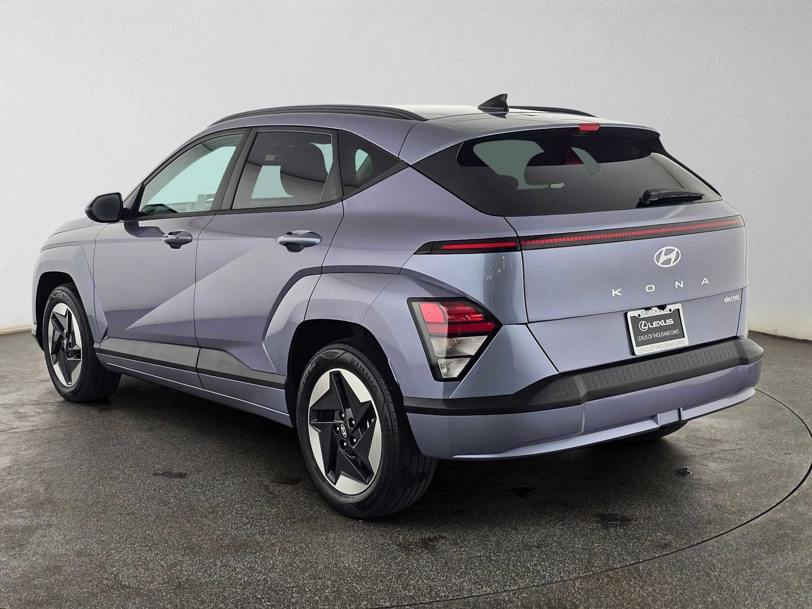 Used 2024 Hyundai Kona SEL FWD image 5