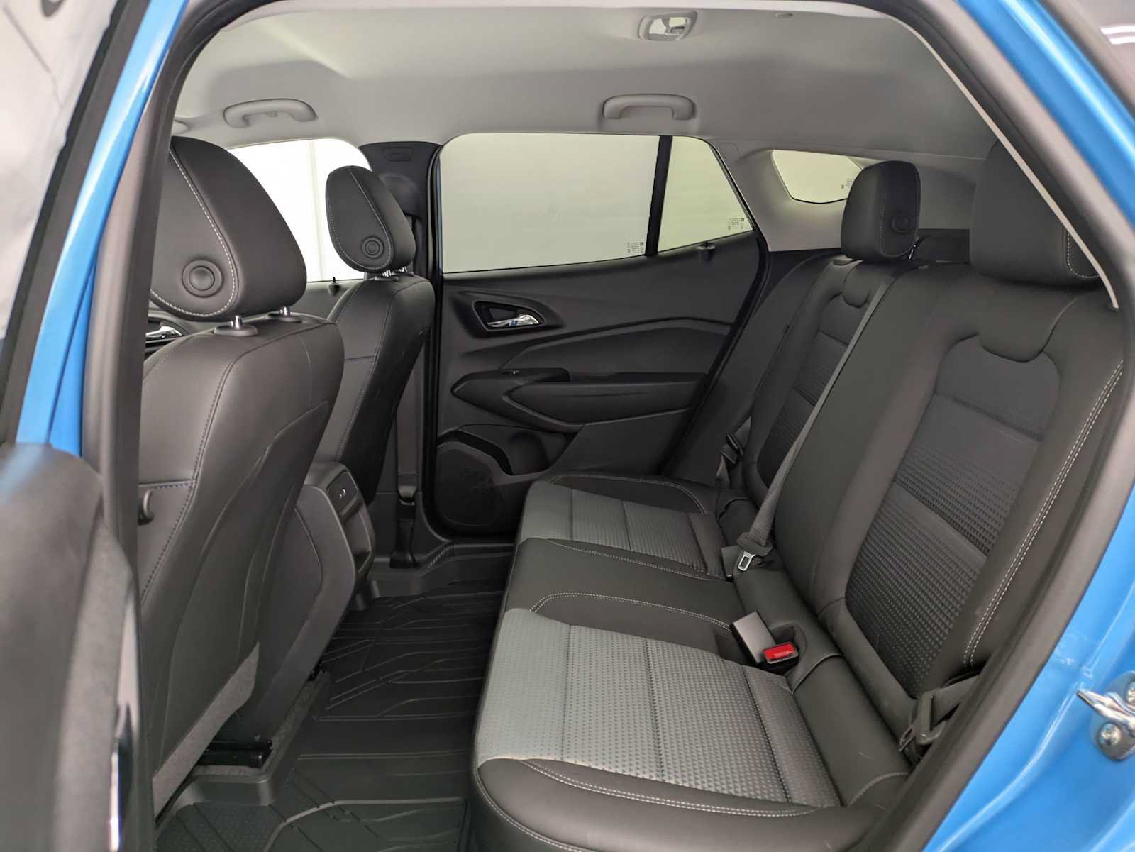 New 2026 Chevrolet Trax LT w/ Driver Confidence Package FWD image 20