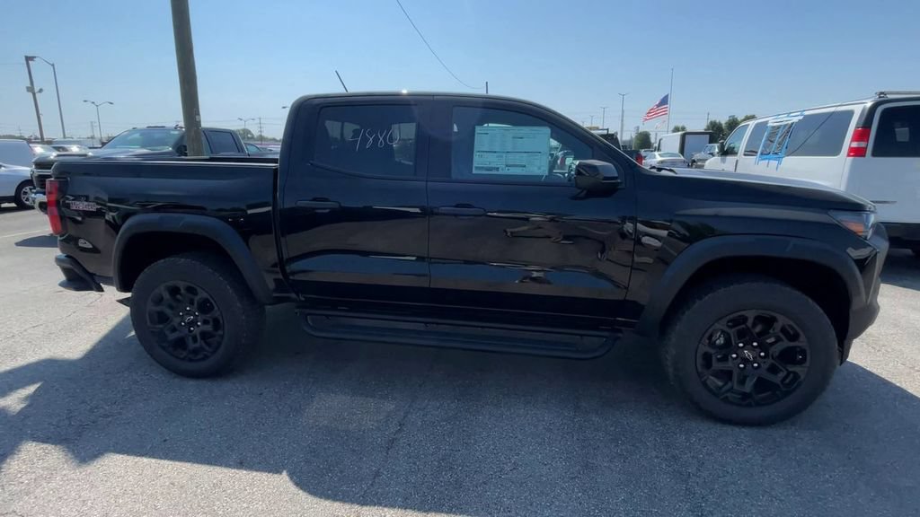 New 2026 Chevrolet Colorado Trail Boss AWD/4WD image 3
