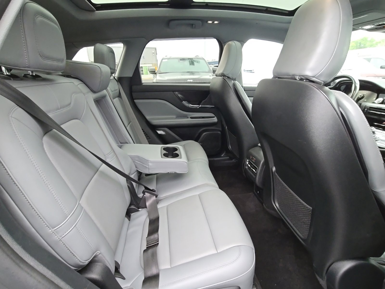 Used 2022 Lincoln Corsair Reserve w/ Elements Package AWD/4WD image 39