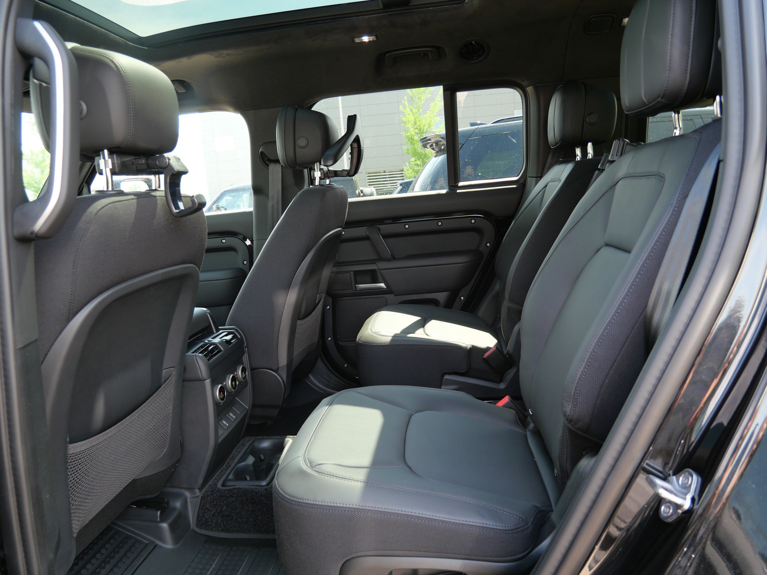 New 2026 Land Rover Defender 130 X AWD/4WD image 6