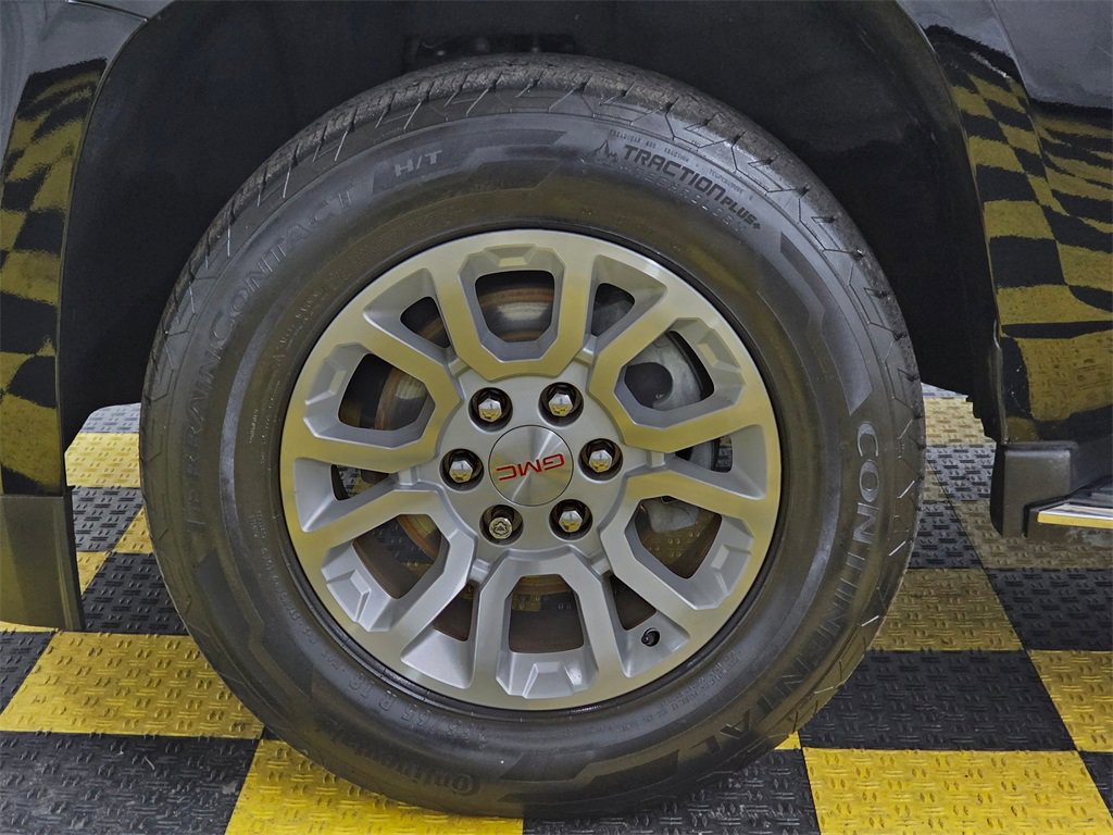 Used 2017 GMC Yukon SLT w/ Open Road Package image 9