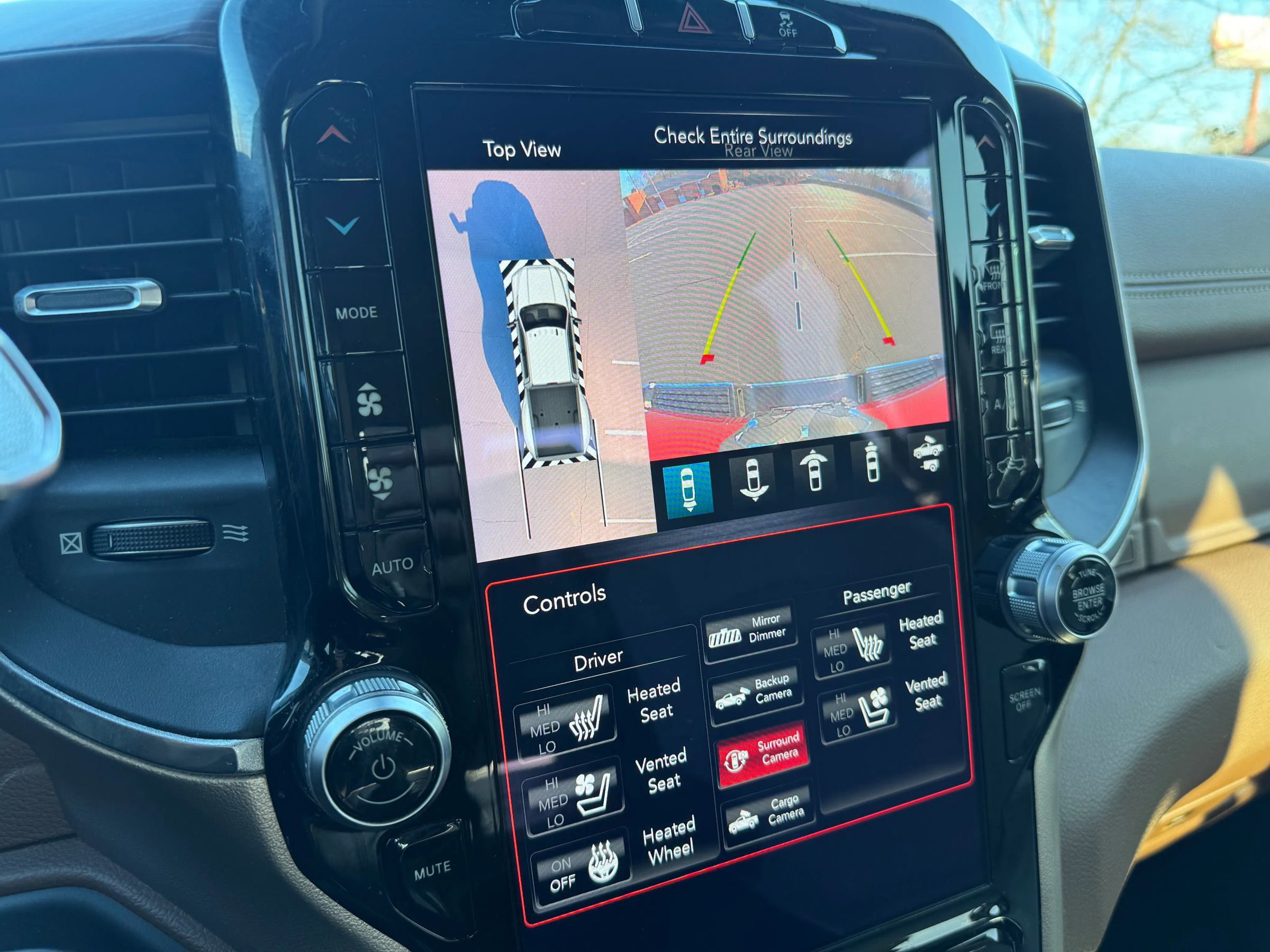 Used 2019 RAM 3500 Laramie image 27