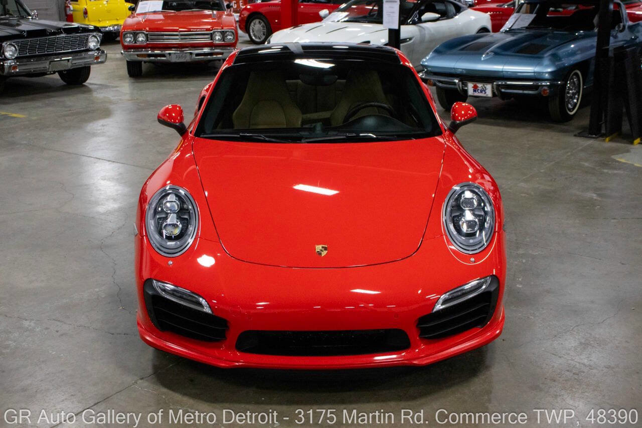 Used 2014 Porsche 911 Turbo S image 11