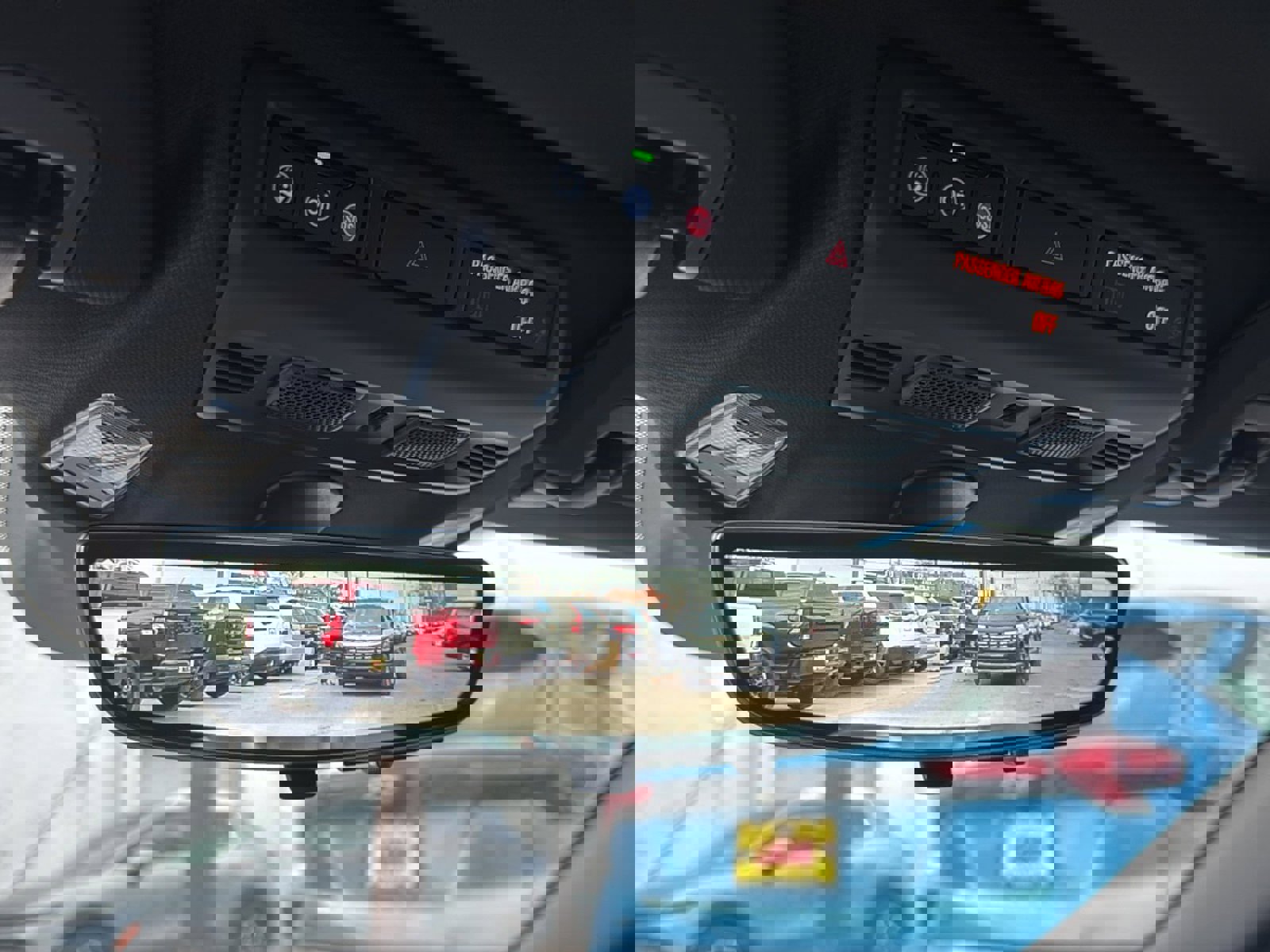 Used 2026 Chevrolet Corvette Stingray Coupe w/ 1LT image 29