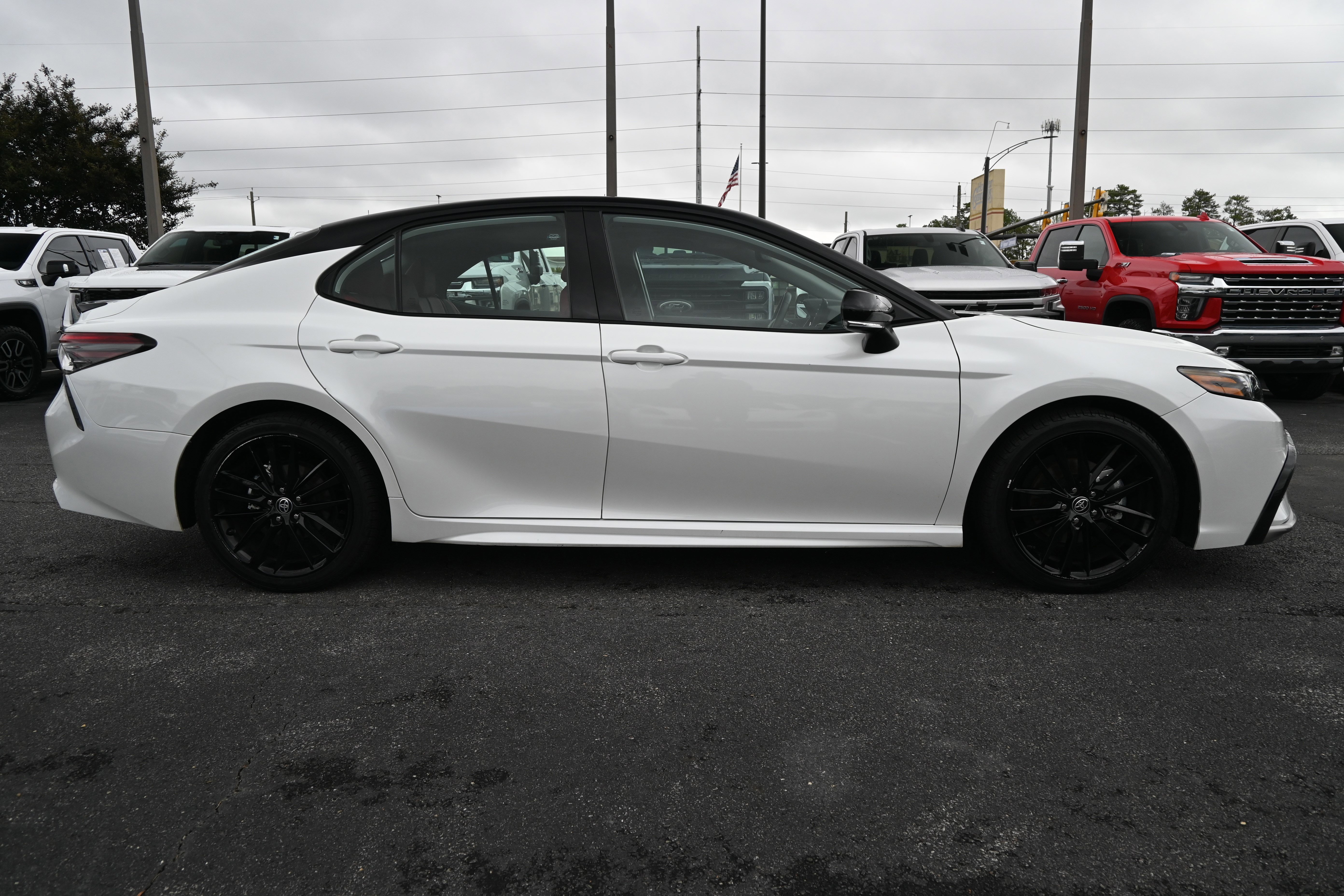Used 2024 Toyota Camry XSE image 12