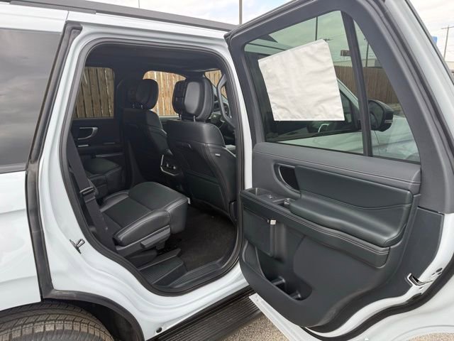 New 2026 Ford Expedition Platinum w/ Stealth Appearance Package image 12