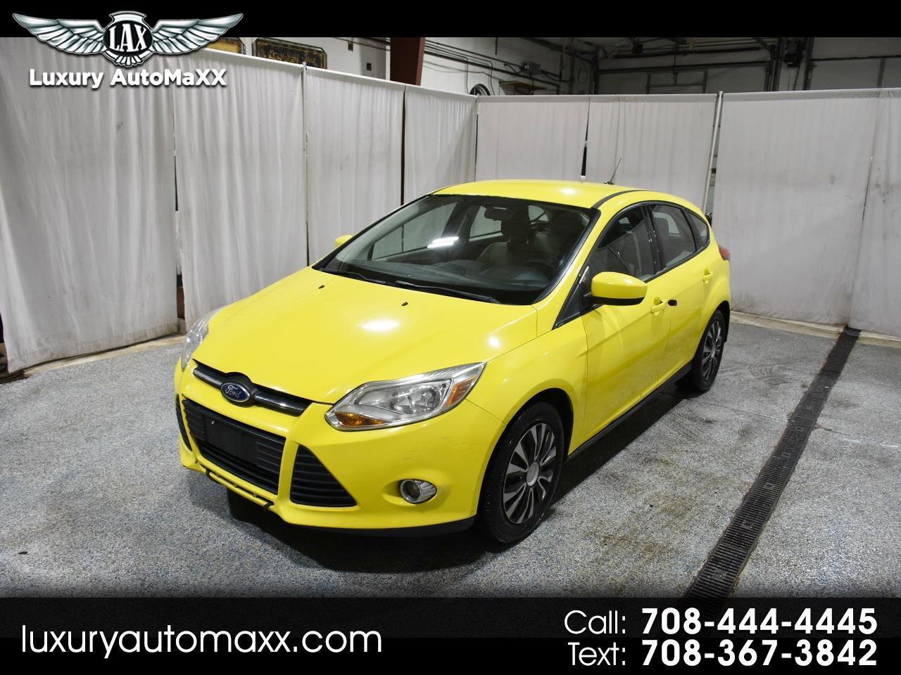 Used 2012 Ford Focus SE FWD image 1