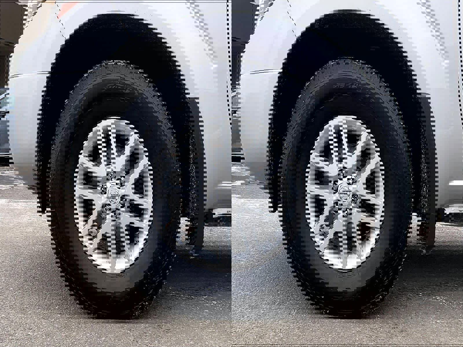 Certified 2021 Nissan Frontier SV image 7