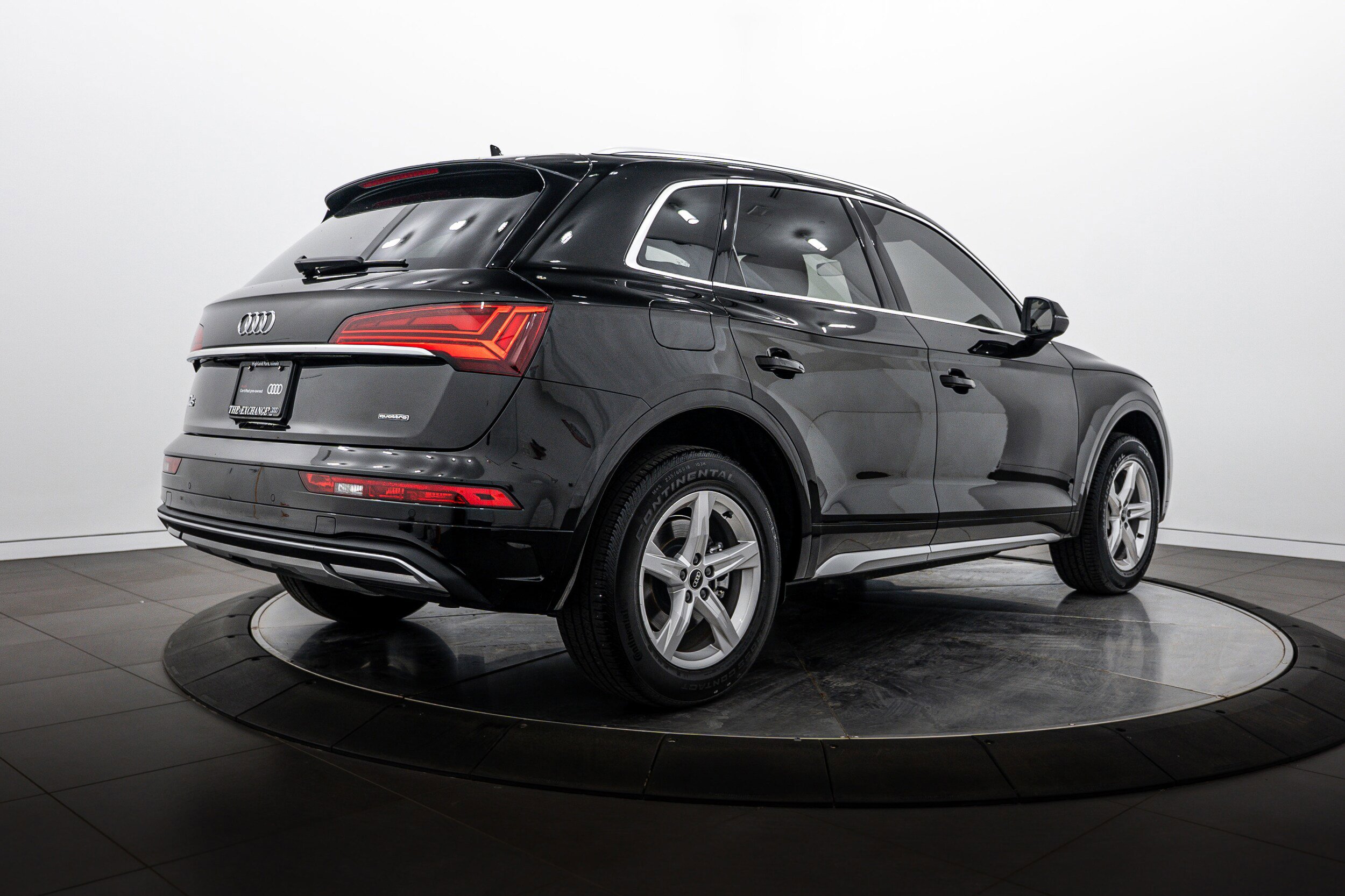 Certified 2023 Audi Q5 Premium w/ Convenience Package AWD/4WD image 4
