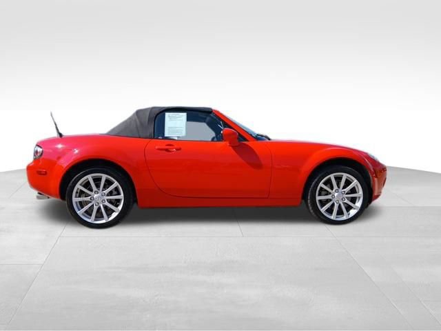 Used 2007 MAZDA MX-5 Miata Touring RWD image 6