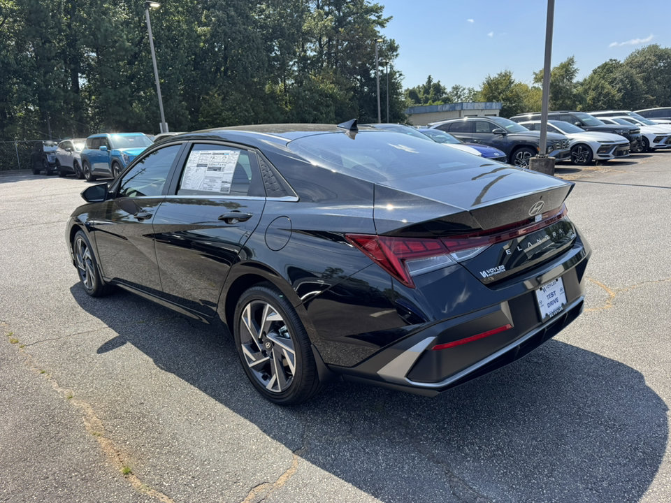 New 2025 Hyundai Elantra Limited w/ Cargo Package image 7