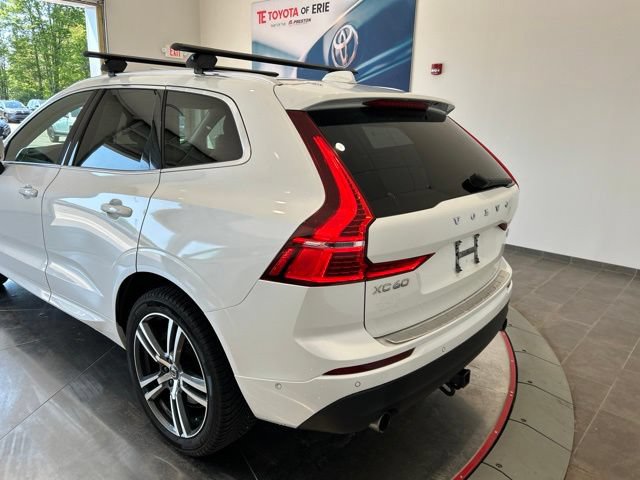 Used 2018 Volvo XC60 T6 Momentum w/ Vision Package AWD/4WD image 5