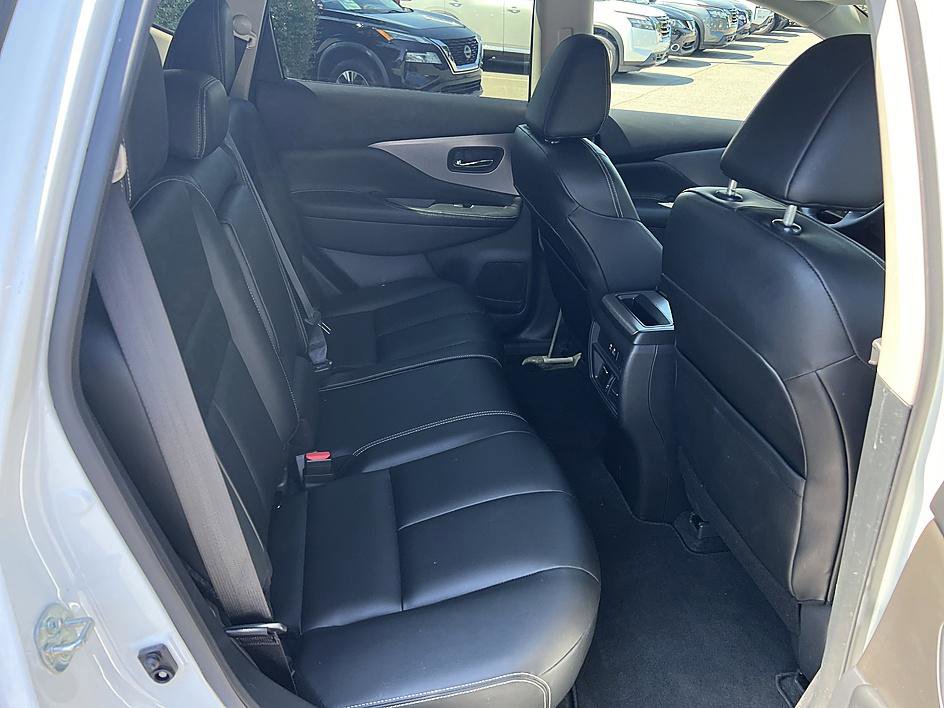 Certified 2024 Nissan Murano SV w/ SV Midnight Edition Package FWD image 16