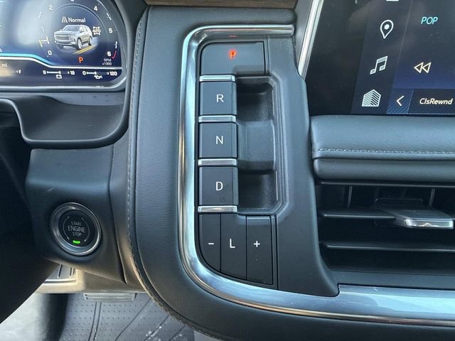 Used 2023 Chevrolet Tahoe High Country AWD/4WD image 26