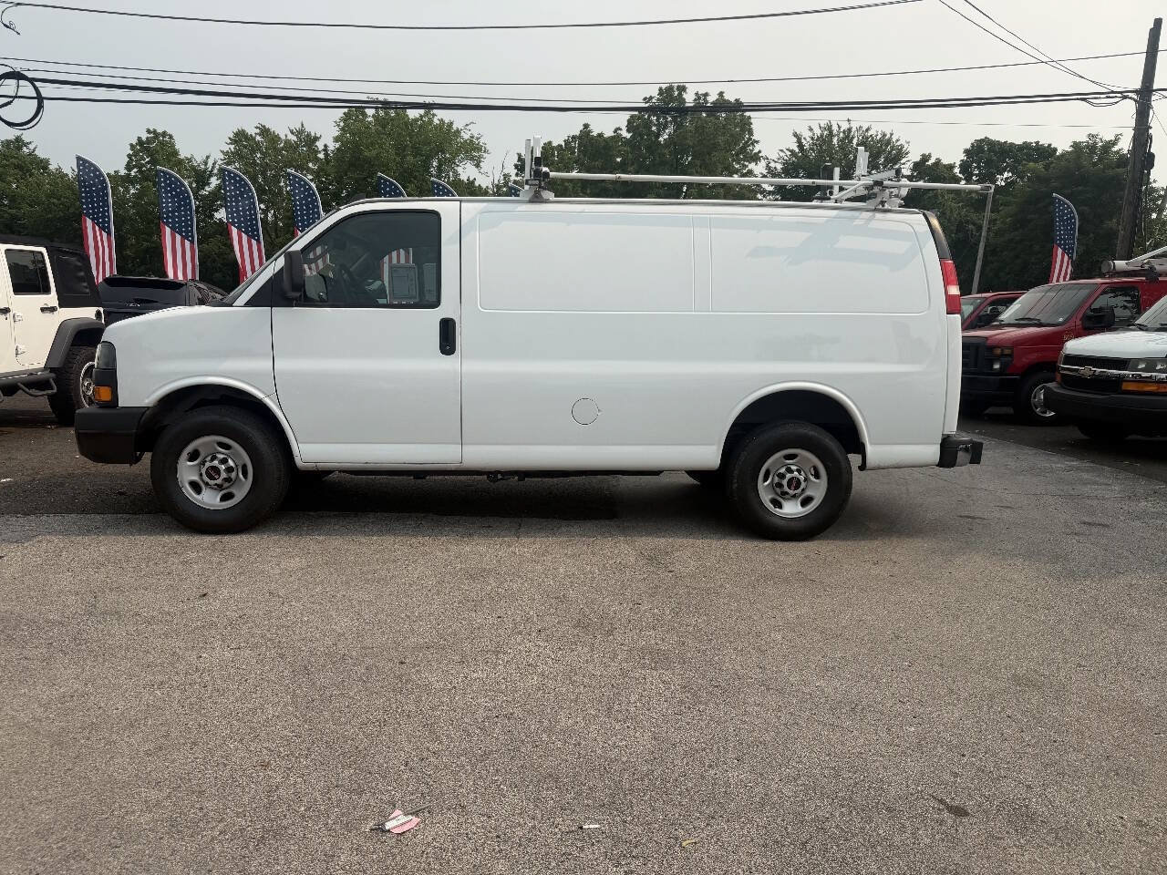 Used 2024 GMC Savana 2500 w/ Driver Convenience Package RWD image 1